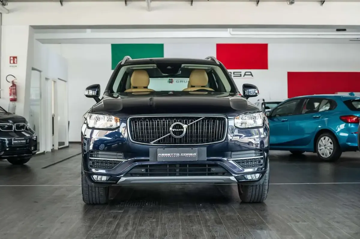 Usata Volvo XC90 R-Design 224 CV (164 kW) 2016 Blu pastello SUV