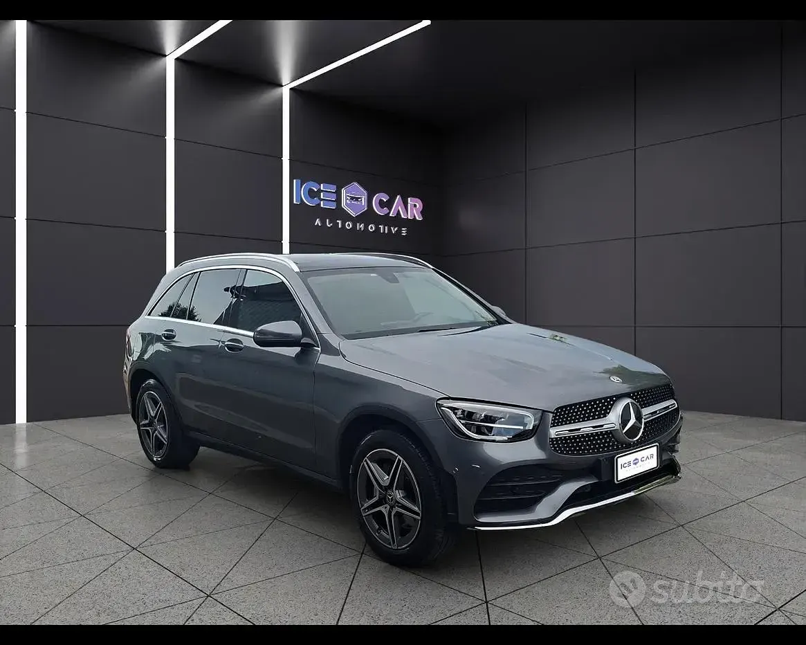 Usata Mercedes GLC220 Premium 194 CV (142 kW) 2022 Grigio SUV