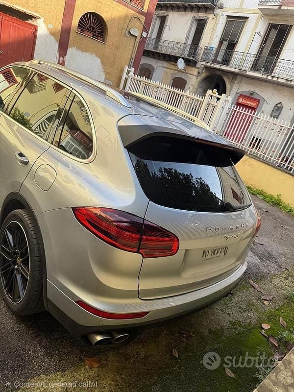 Usata Porsche Cayenne S 2015 Grigio SUV