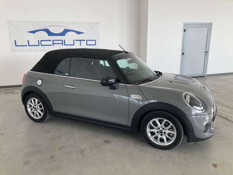 Usata Mini Cooper S Cabriolet Hype 192 CV (141 kW) 2020 Grigio Cabrio