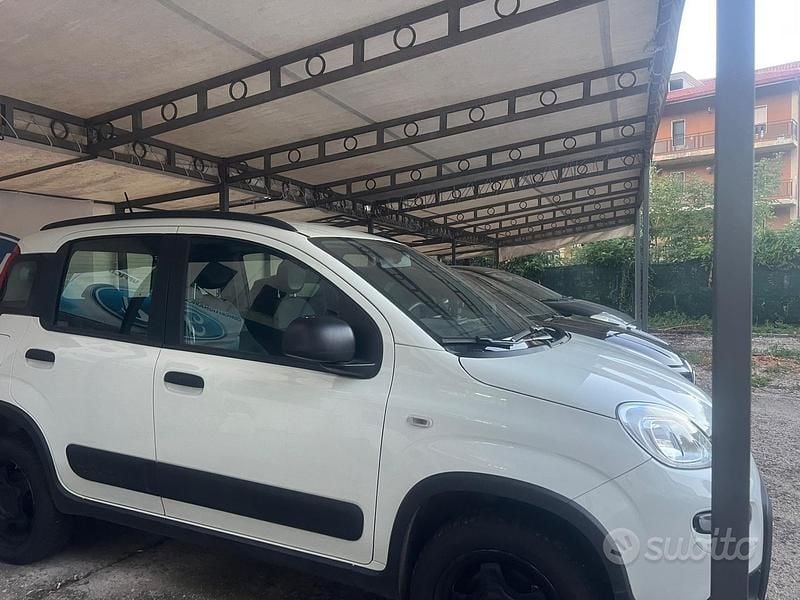 Gebraucht Fiat Panda 4x4 S 85 PS (62 kW) 2020 Weiß Kleinwagen