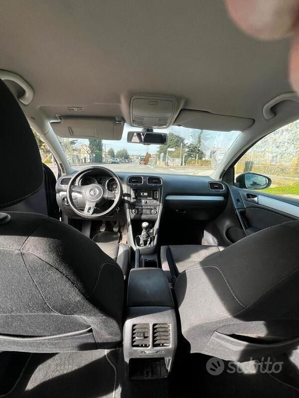 Usata VW Golf VI Highline 105 CV (77 kW) 2011 Nero Utilitaria