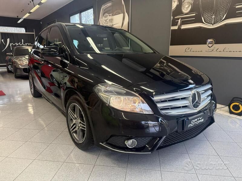 Usata 2014 Mercedes B180 Premium Monovolume | 7500 € (Super prezzo) - Immagine 1/4
