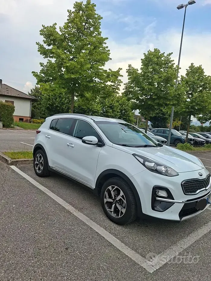 Usata Kia Sportage 115 CV (84 kW) 2019 Bianco SUV