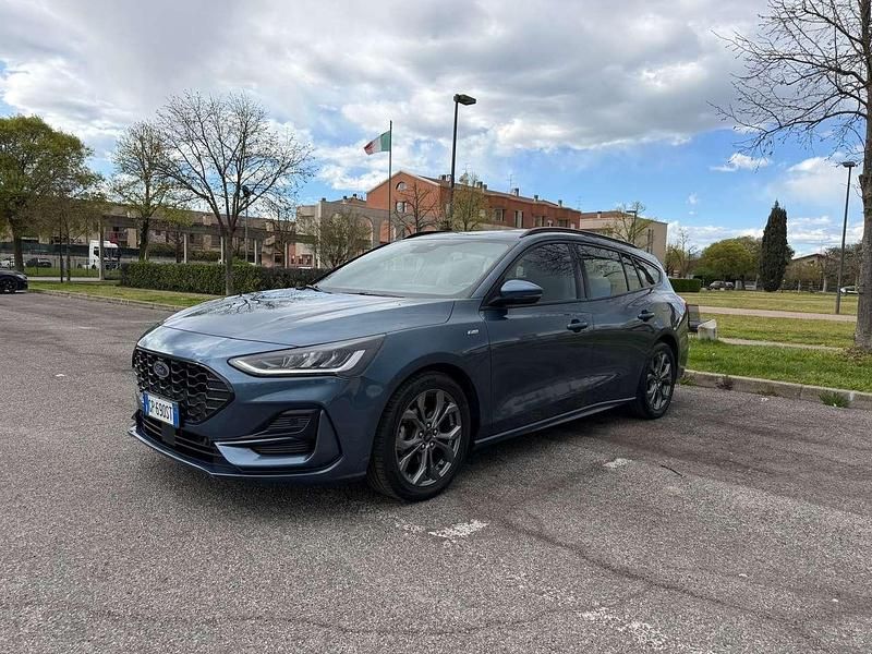 Usata Ford Focus ST-Line 125 CV (91 kW) 2023 Blu/azzurro Station wagon