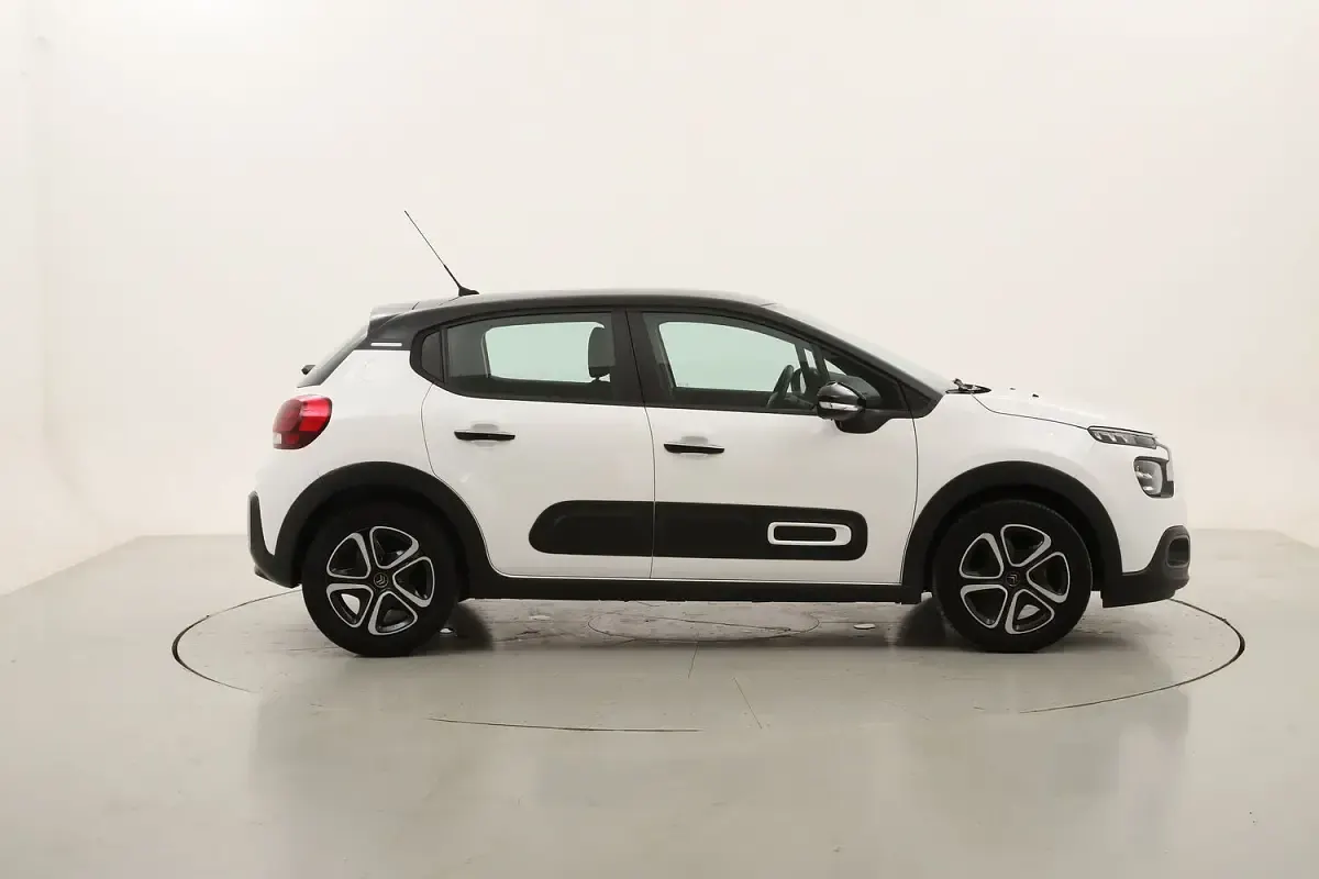 Usata Citroën C3 Shine 83 CV (61 kW) 2022 Utilitaria