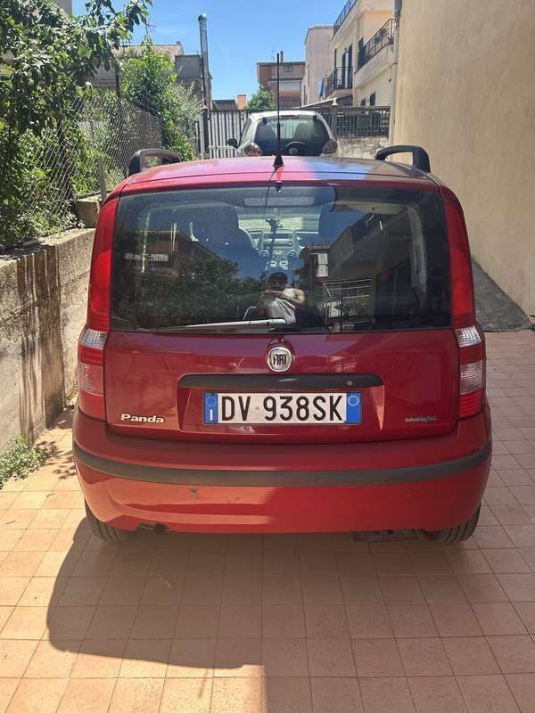 Usata 2009 Fiat Panda Emotion Due volumi | 2800 € (Super prezzo) - Immagine 1/4