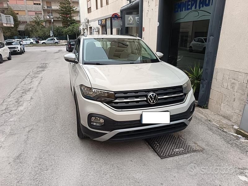 Usata VW T-Cross Style 95 CV (69 kW) 2023 Beige SUV