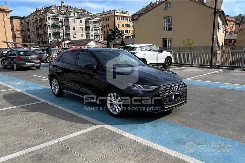 Begagnad Audi A3 Sportback 150 HK (110 kW) 2021 Svart Halvkombi