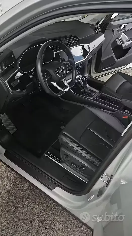 Usata Audi Q3 Sportback Comfort 150 CV (110 kW) 2021 Grigio SUV
