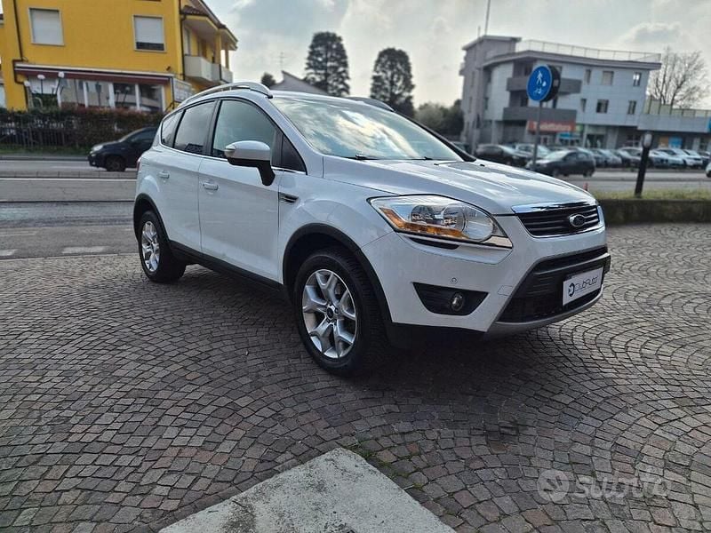 Usata Ford Kuga Titanium 163 CV (119 kW) 2013 Bianco SUV