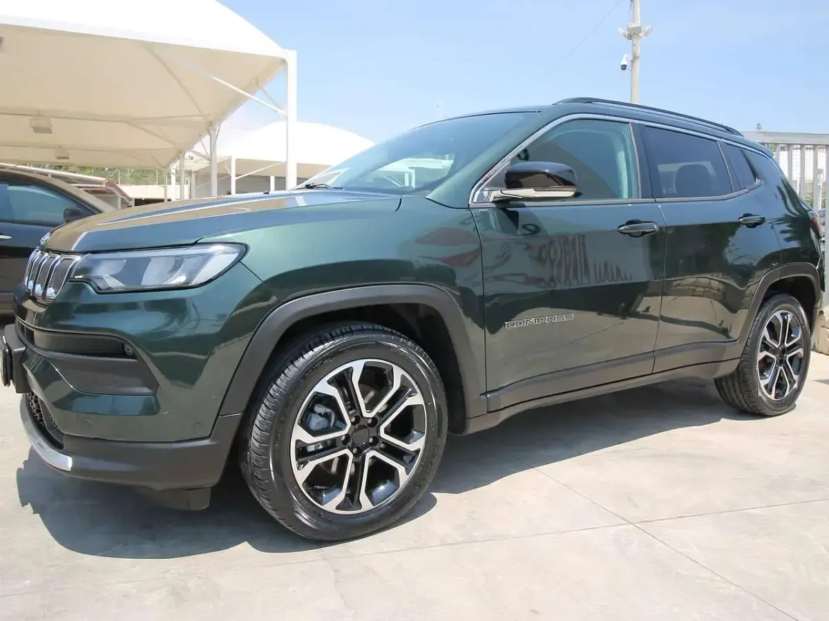 Usata Jeep Compass Limited 131 CV (96 kW) 2021 Techno green met SUV
