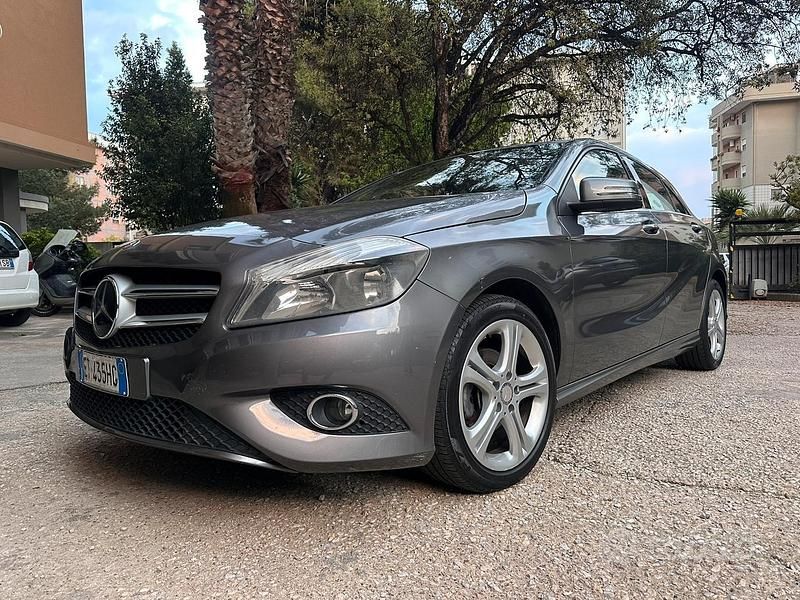 Usata Mercedes A180 109 CV (80 kW) 2014 Berlina