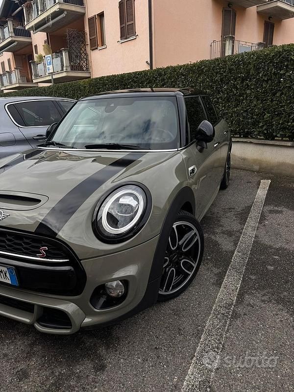 Usata Mini Cooper S 150 CV (110 kW) 2019 Verde Utilitaria