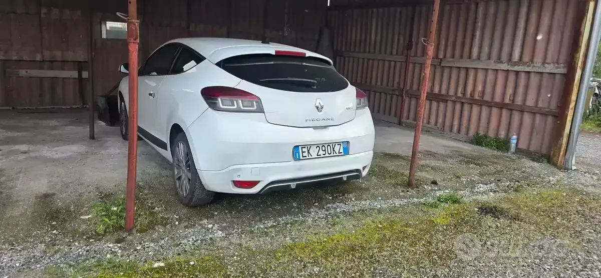 Usata Renault Mégane Coupé 110 CV (80 kW) 2011 Bianco Coupé