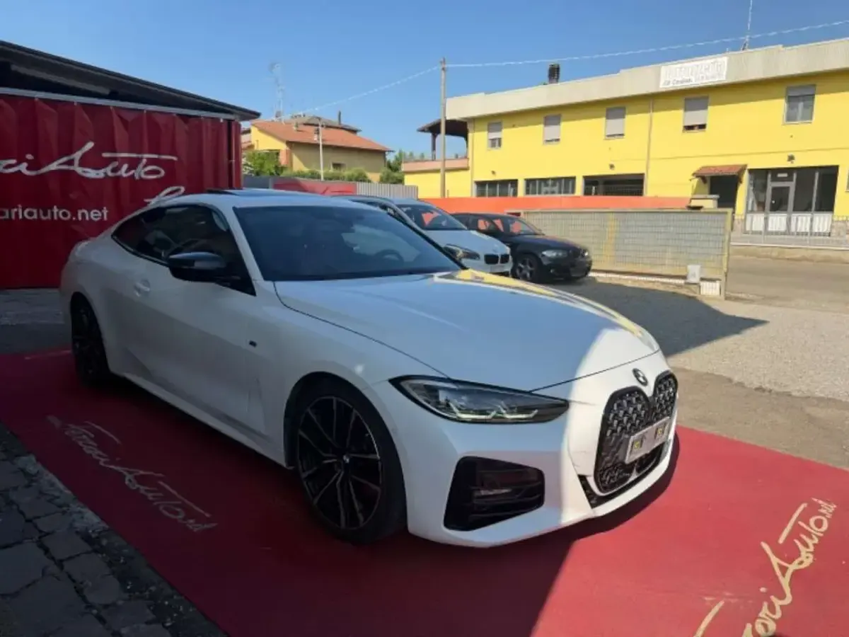 Usata BMW 420 M Sport 190 CV (139 kW) 2024 Bianco Coupé