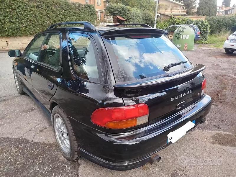 Usata Subaru Impreza 220 CV (161 kW) 1999 Berlina