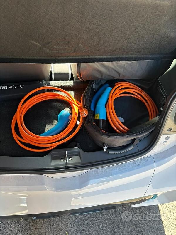 Usata XEV Yoyo 14 kW (20 CV) 2023 Bianco Utilitaria