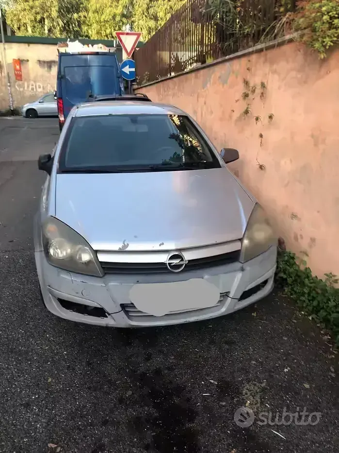 Usata Opel Astra 90 CV (66 kW) 2005 Berlina