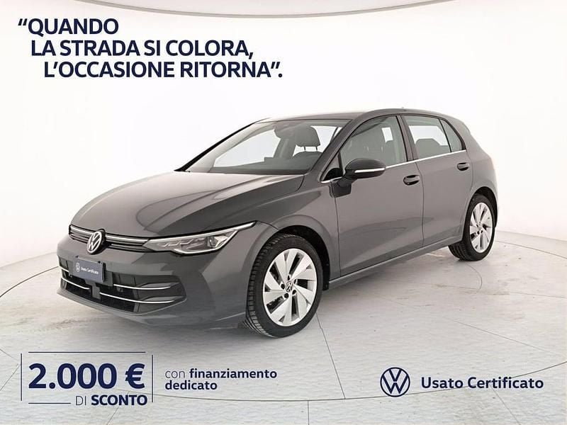 Usata VW Golf VIII Style 150 CV (110 kW) 2025 Dolphin grey metallizzato Berlina