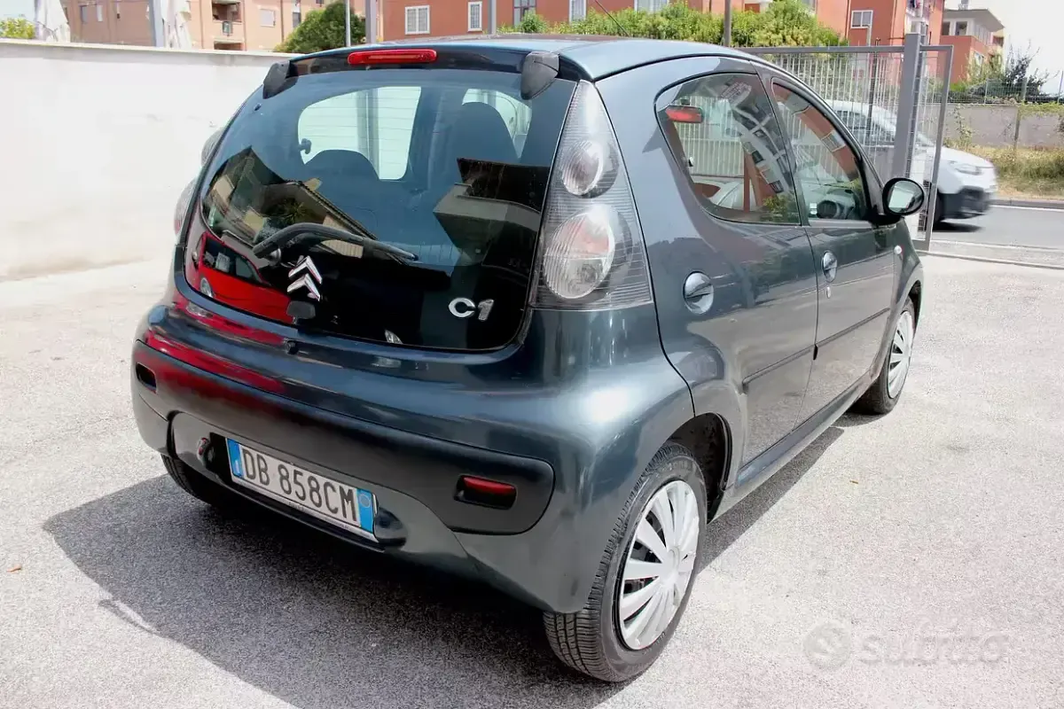 Usata Citroën C1 68 CV (50 kW) 2006 Grigio Utilitaria
