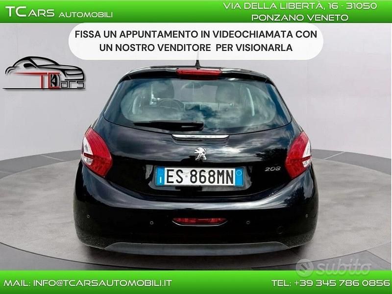 Usata Peugeot 208 82 CV (60 kW) 2013 Nero Utilitaria