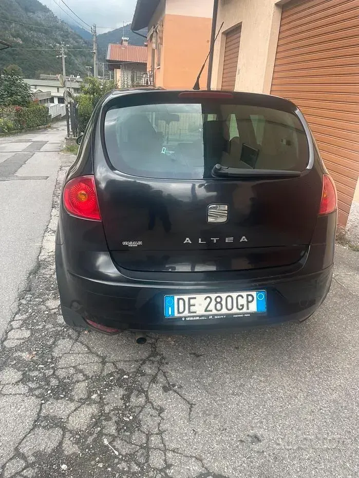 Usata Seat Altea 105 CV (77 kW) 2007 Monovolume