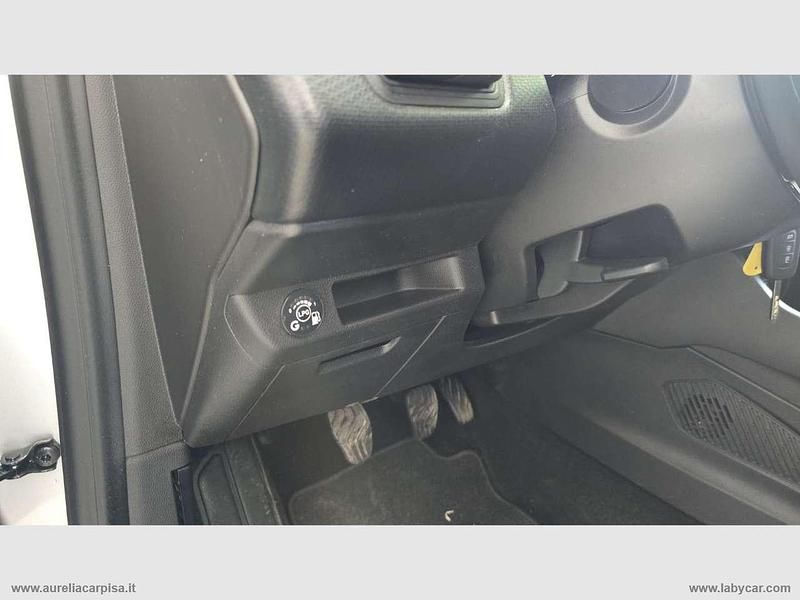 Usata Renault Clio V Zen 101 CV (74 kW) 2021 Argento Berlina