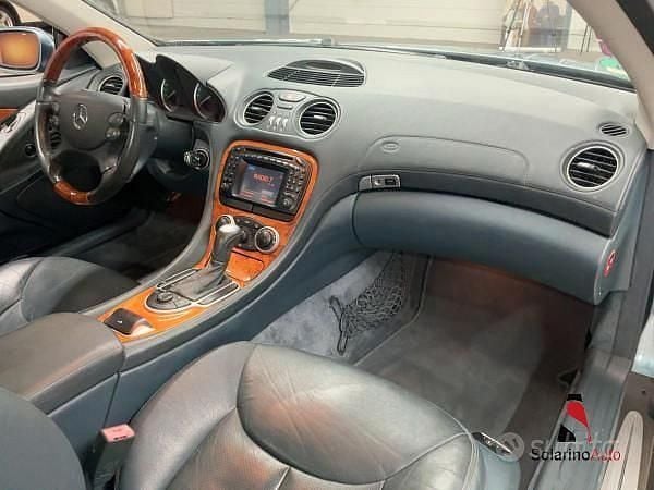 Usata Mercedes SL500 306 CV (225 kW) 2001 Blu Cabrio