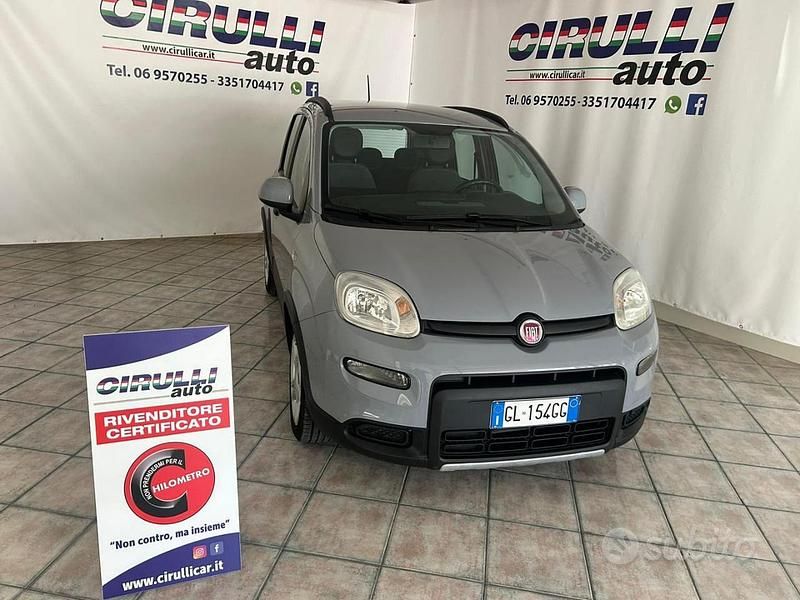 Usata Fiat Panda City Life 69 CV (50 kW) 2022 Grigio pastello Utilitaria