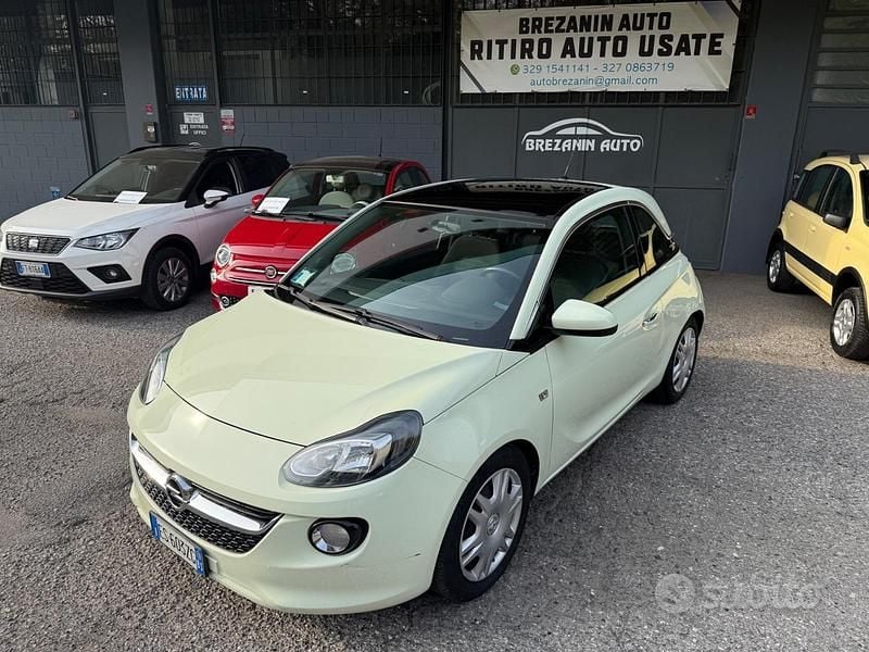 Usata Opel Adam 70 CV (51 kW) 2013 Beige Utilitaria
