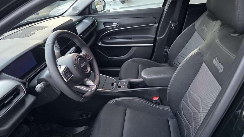 Usata Jeep Avenger Summit 101 CV (74 kW) 2024 SUV