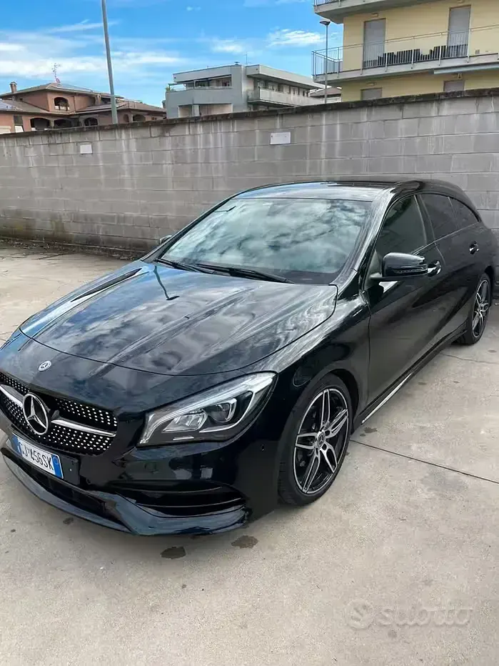 Usata Mercedes CLA200 AMG 156 CV (114 kW) 2018 Nero Coupé