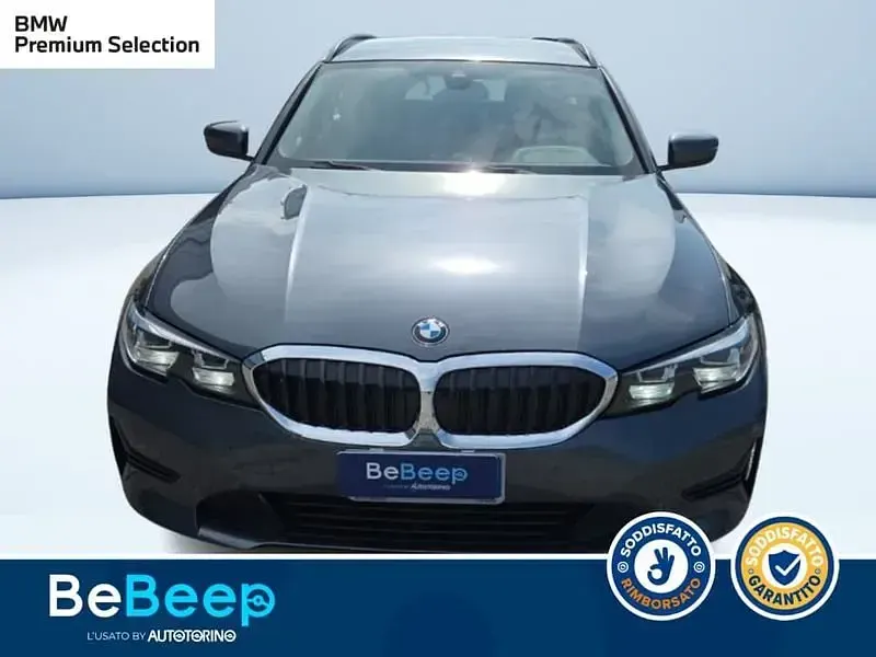 Usata BMW 318 Advantage 150 CV (110 kW) 2020 Grigio Station wagon