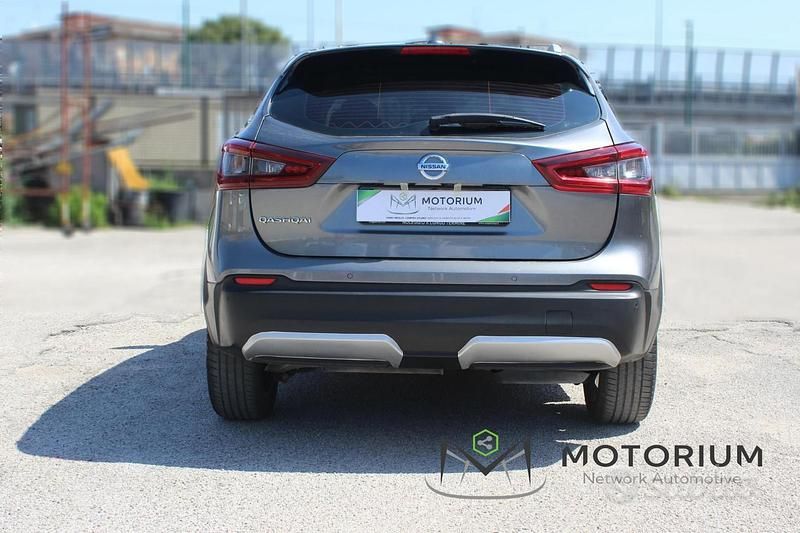 Usata Nissan Qashqai Tekna+ 116 CV (85 kW) 2020 Grigio SUV