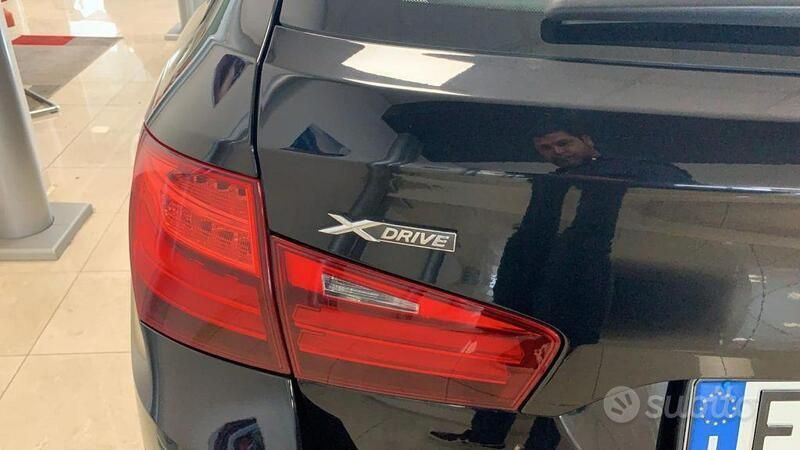 Usata BMW 520 Luxury Line 190 CV (139 kW) 2017 Nero Station wagon