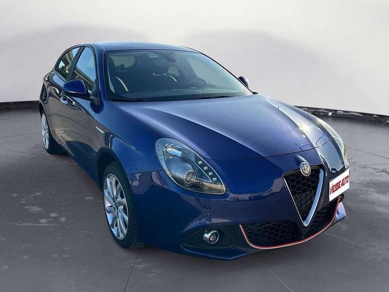 Usata Alfa Romeo Giulietta 120 CV (88 kW) 2019 Blu/azzurro Utilitaria