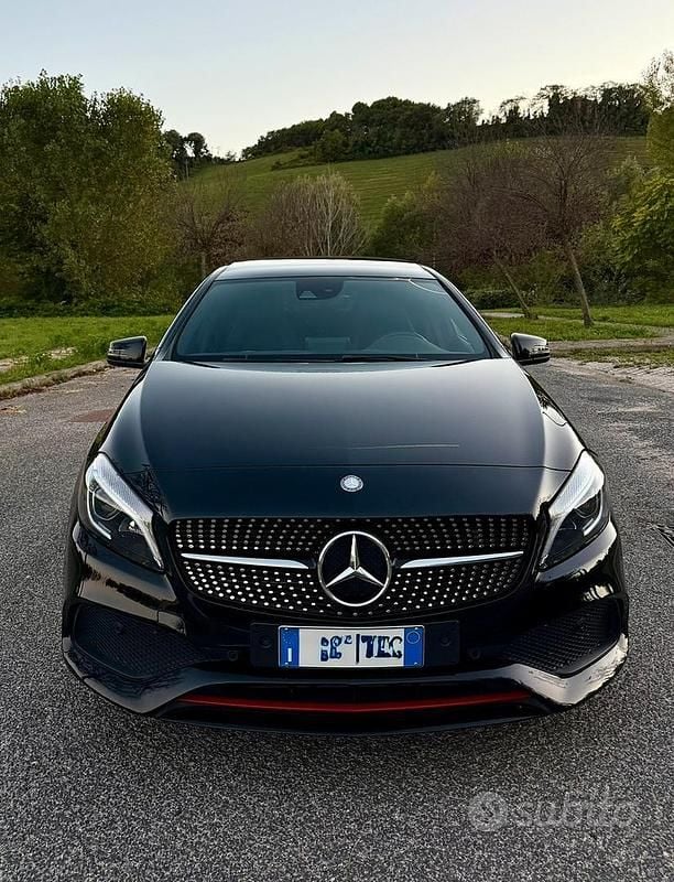 Usata Mercedes A250 218 CV (160 kW) 2016 Nero Berlina