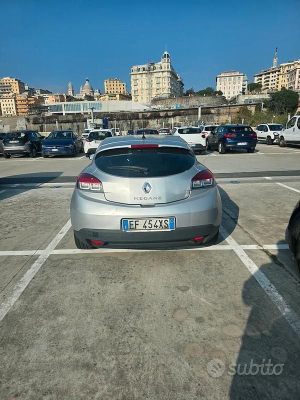 Usata Renault Mégane GT Line GT-Line 130 CV (95 kW) 2011 Grigio