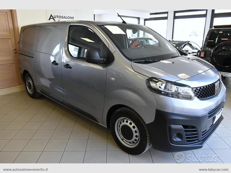 Usata Fiat Scudo 120 CV (88 kW) 2023 Grigio Furgone
