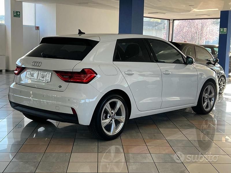 Usata Audi A1 Admired 110 CV (80 kW) 2022 Bianco SUV