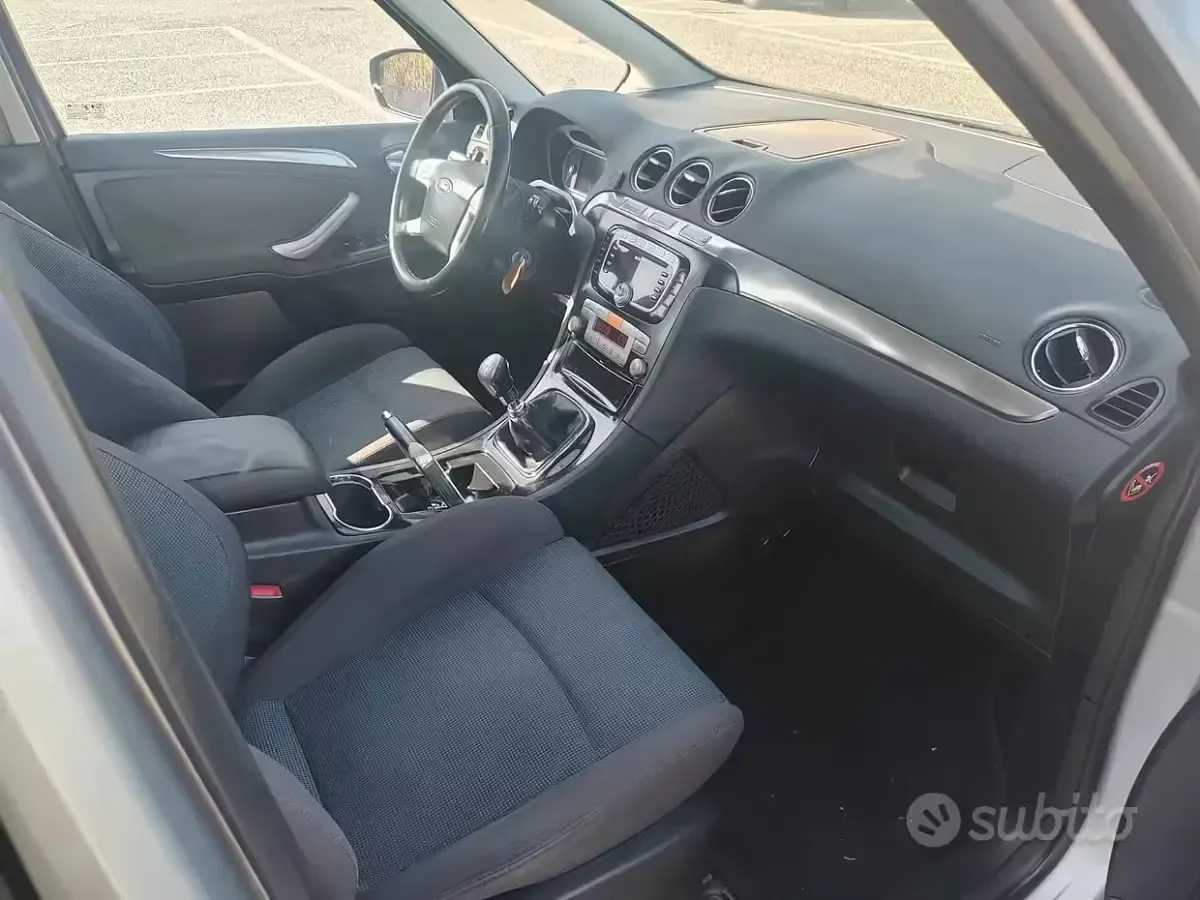 Usata Ford S-MAX S 140 CV (102 kW) 2008 Grigio Monovolume