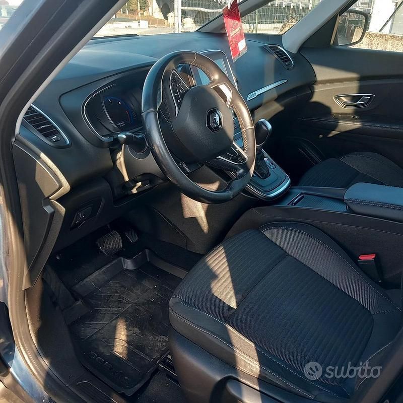 Usata Renault Scénic IV 110 CV (80 kW) 2019 Blu Monovolume