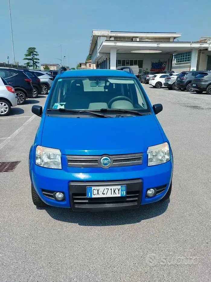 Usata Fiat Panda 4x4 Climbing 60 CV (44 kW) 2005 Utilitaria