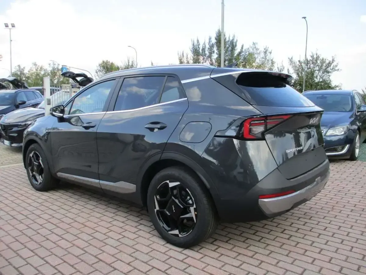 Nuova Kia Sportage Style 136 CV (100 kW) 2026 Grigio SUV