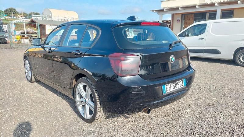 Usata BMW 116 2011 Nero Utilitaria