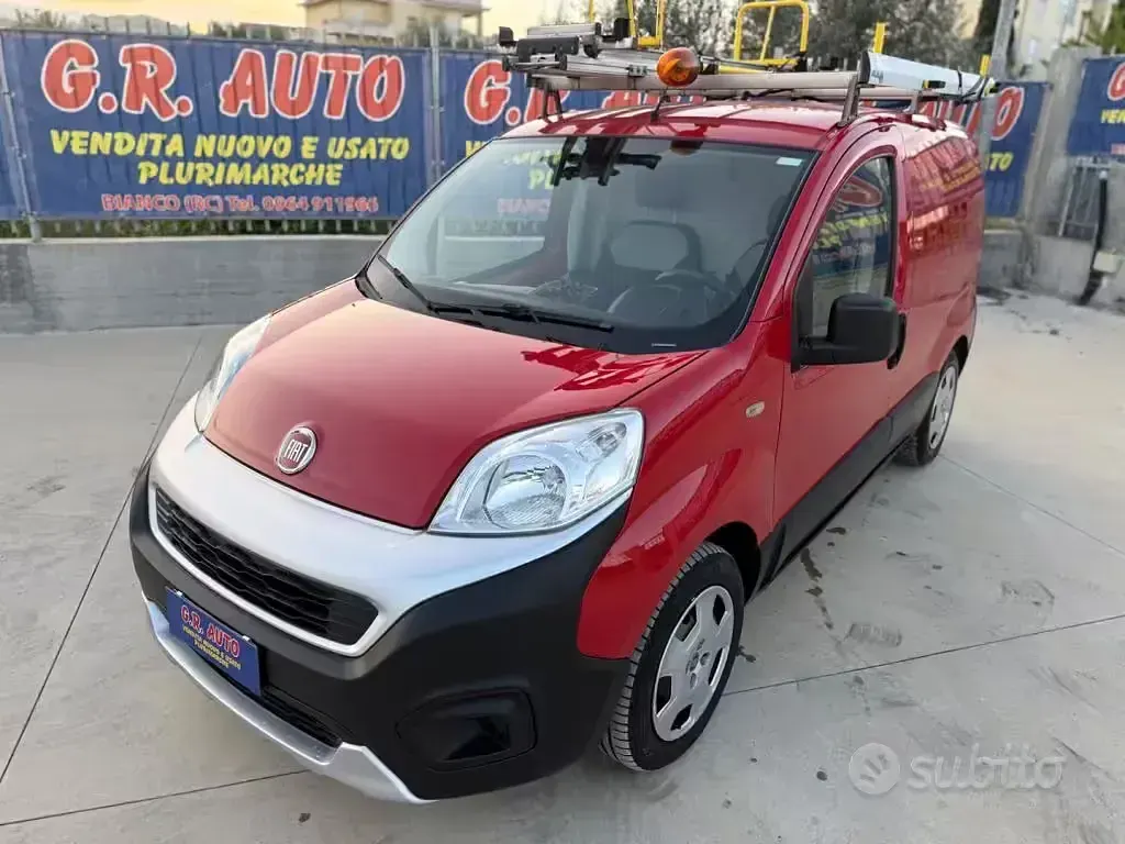 Usata Fiat Fiorino 95 CV (69 kW) 2016 Grigio Monovolume