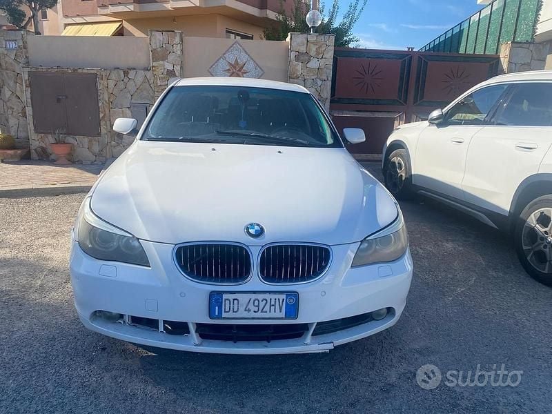 Usata BMW 525 177 CV (130 kW) 2006 Bianco Station wagon