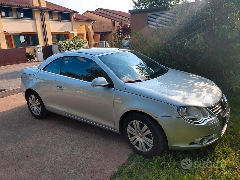 Usata VW Eos 2008 Grigio Cabrio