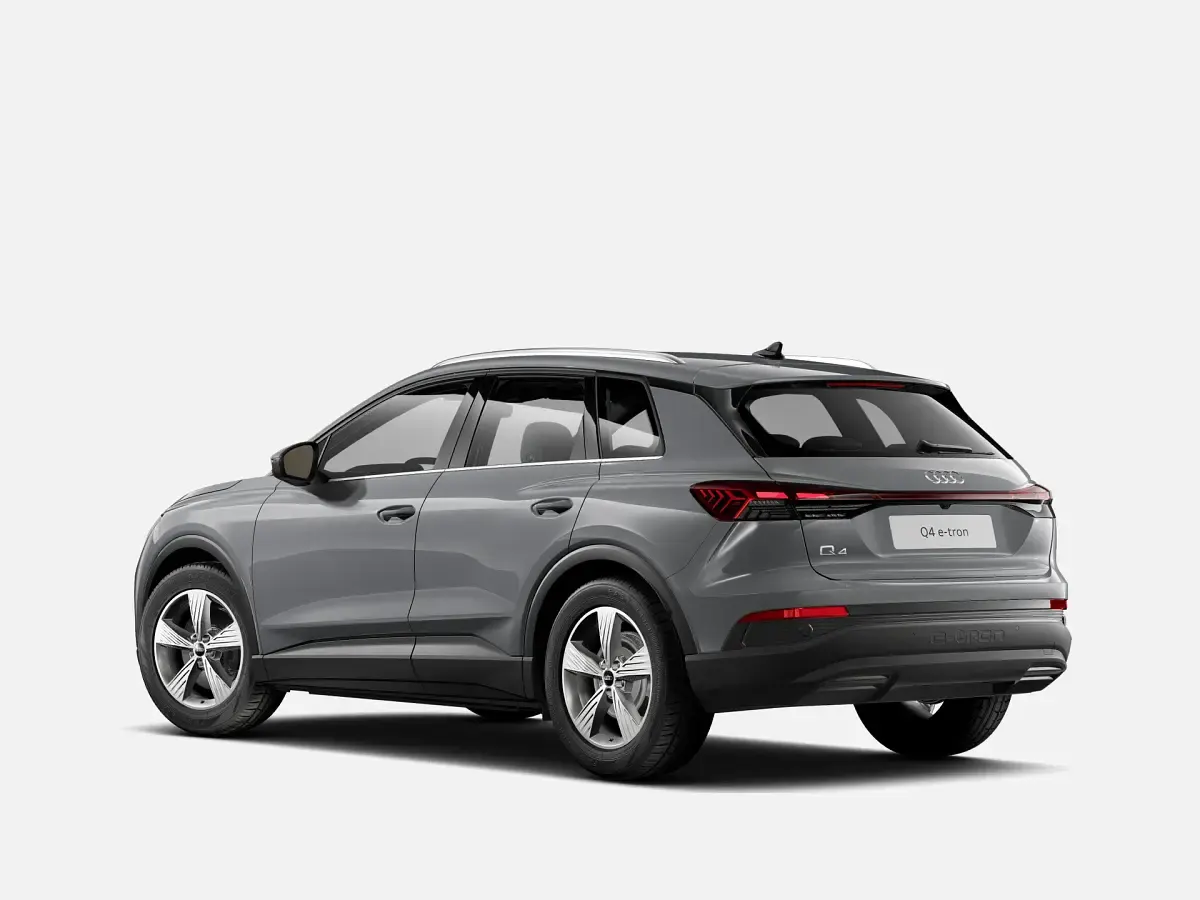 Nuova Audi e-tron Business 210 kW (286 CV) 2025 Grigio selce SUV